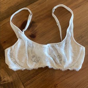 Victoria’s Secret PushUp Unlined Scoop Bralette